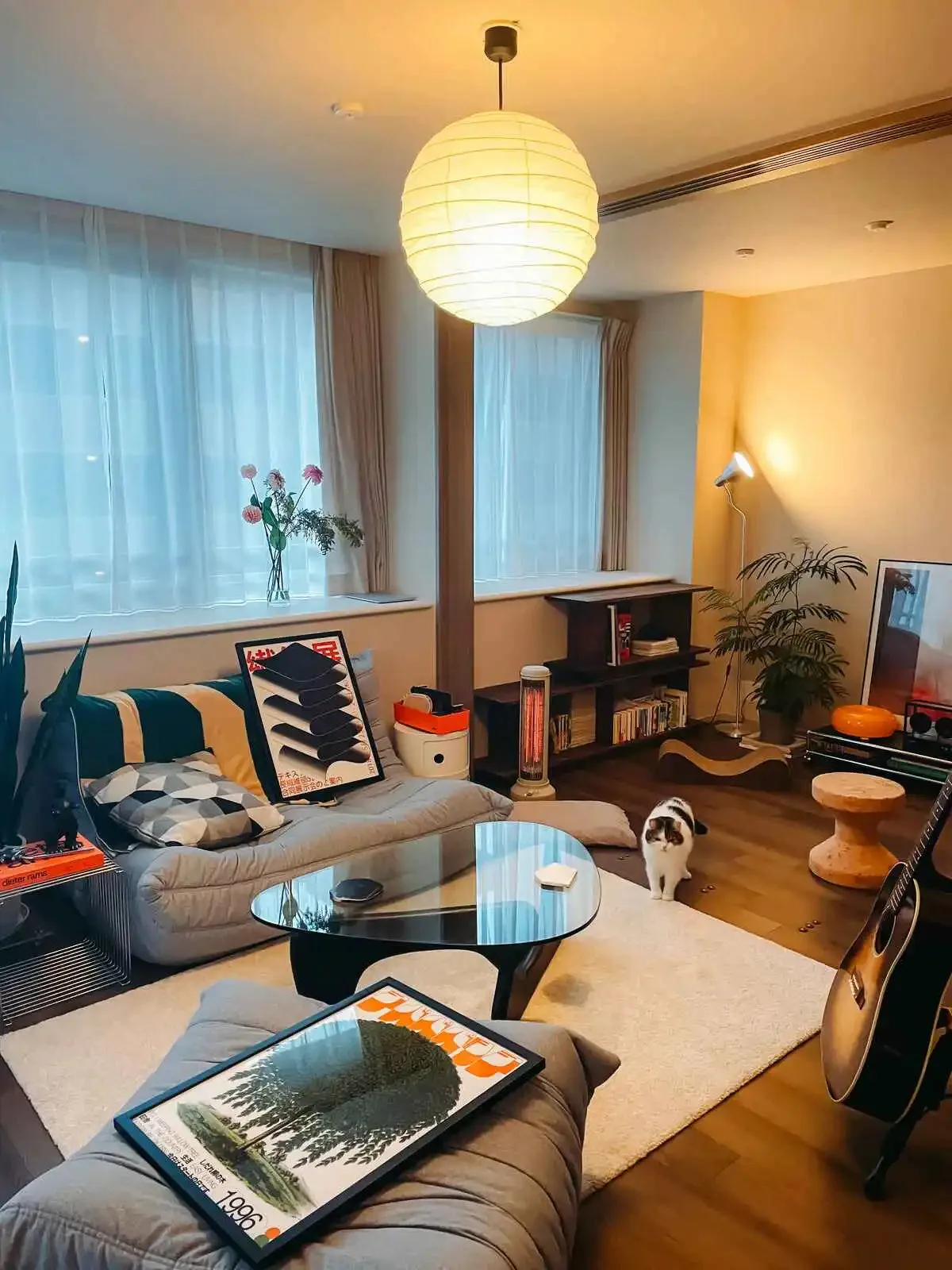 Ryoken Nishimura living room