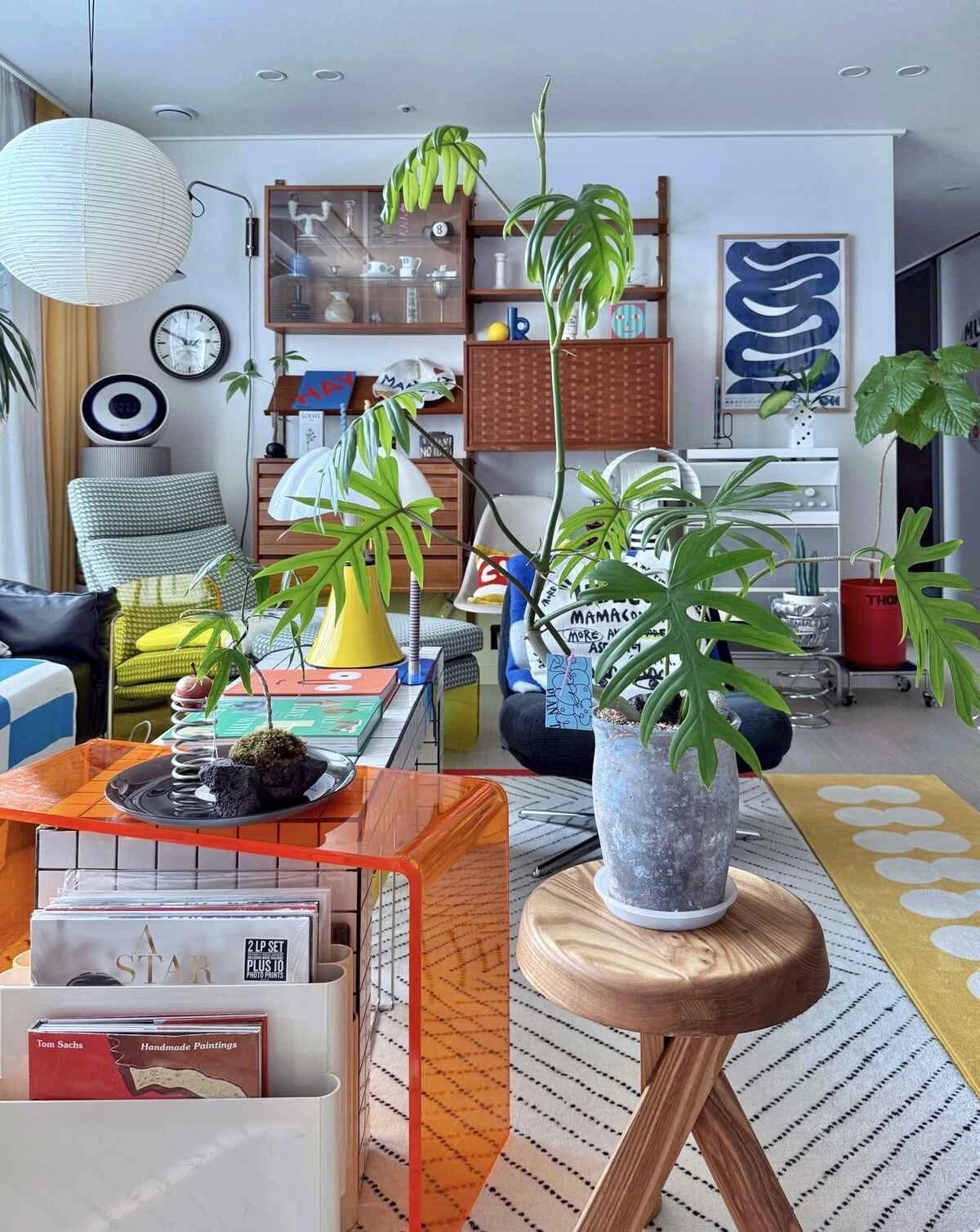 5 Simple Ways to Update the Look of Your Home Office a b.haus modern interior with plants